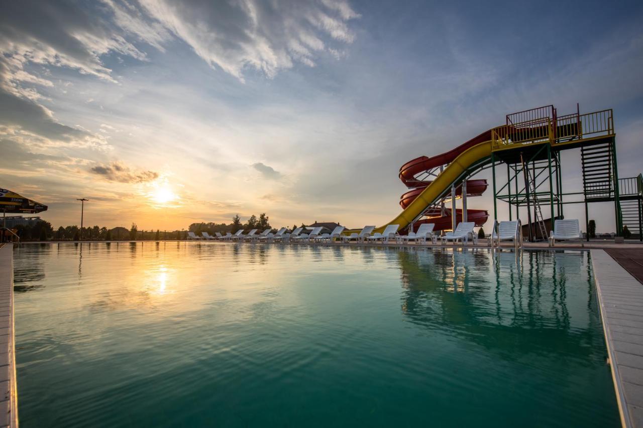 Hotel Intergaj Bijeljina Luaran gambar