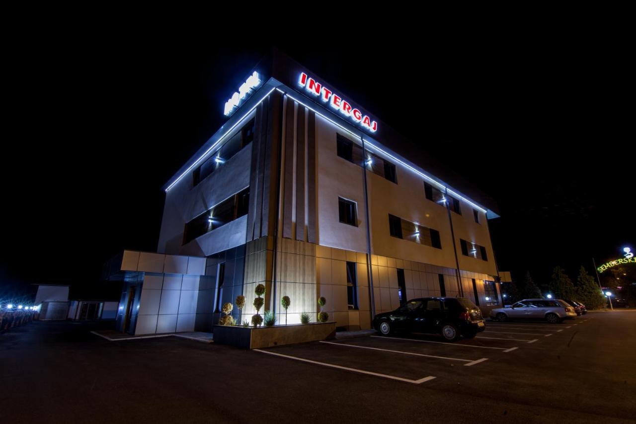 Hotel Intergaj Bijeljina Luaran gambar
