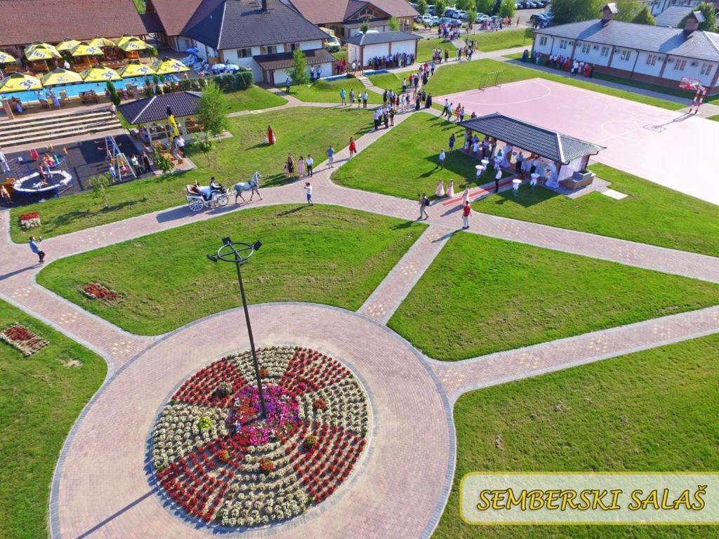 Hotel Intergaj Bijeljina Luaran gambar