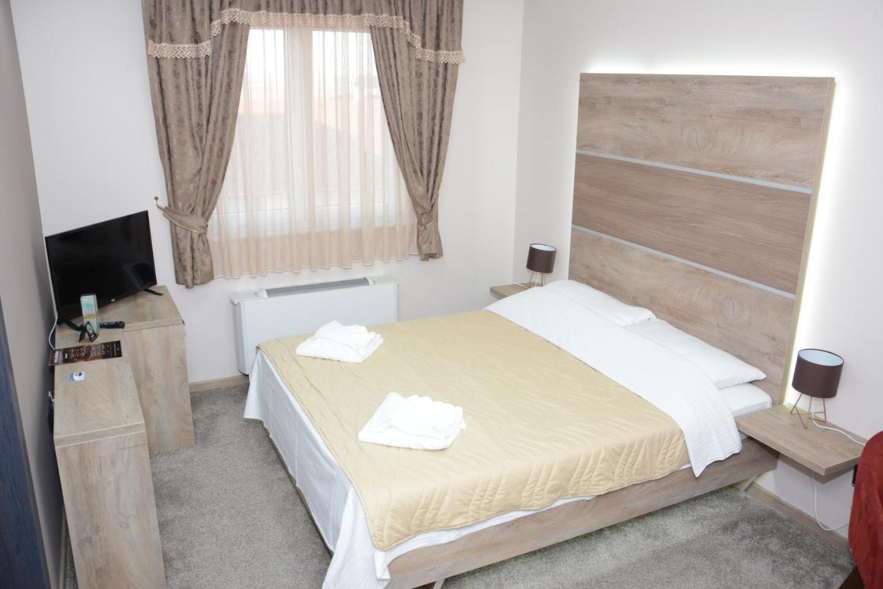 Hotel Intergaj Bijeljina Luaran gambar
