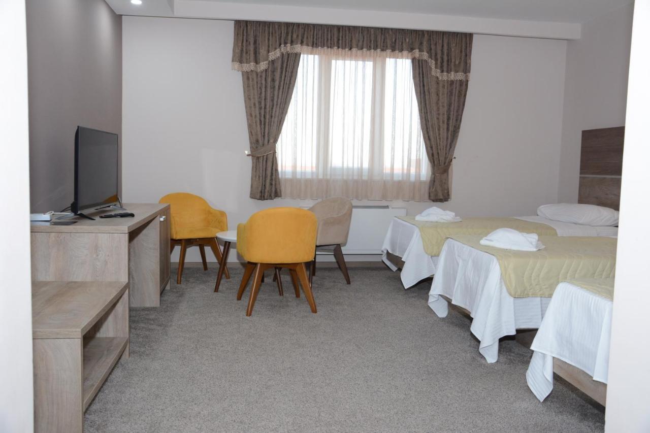 Hotel Intergaj Bijeljina Luaran gambar