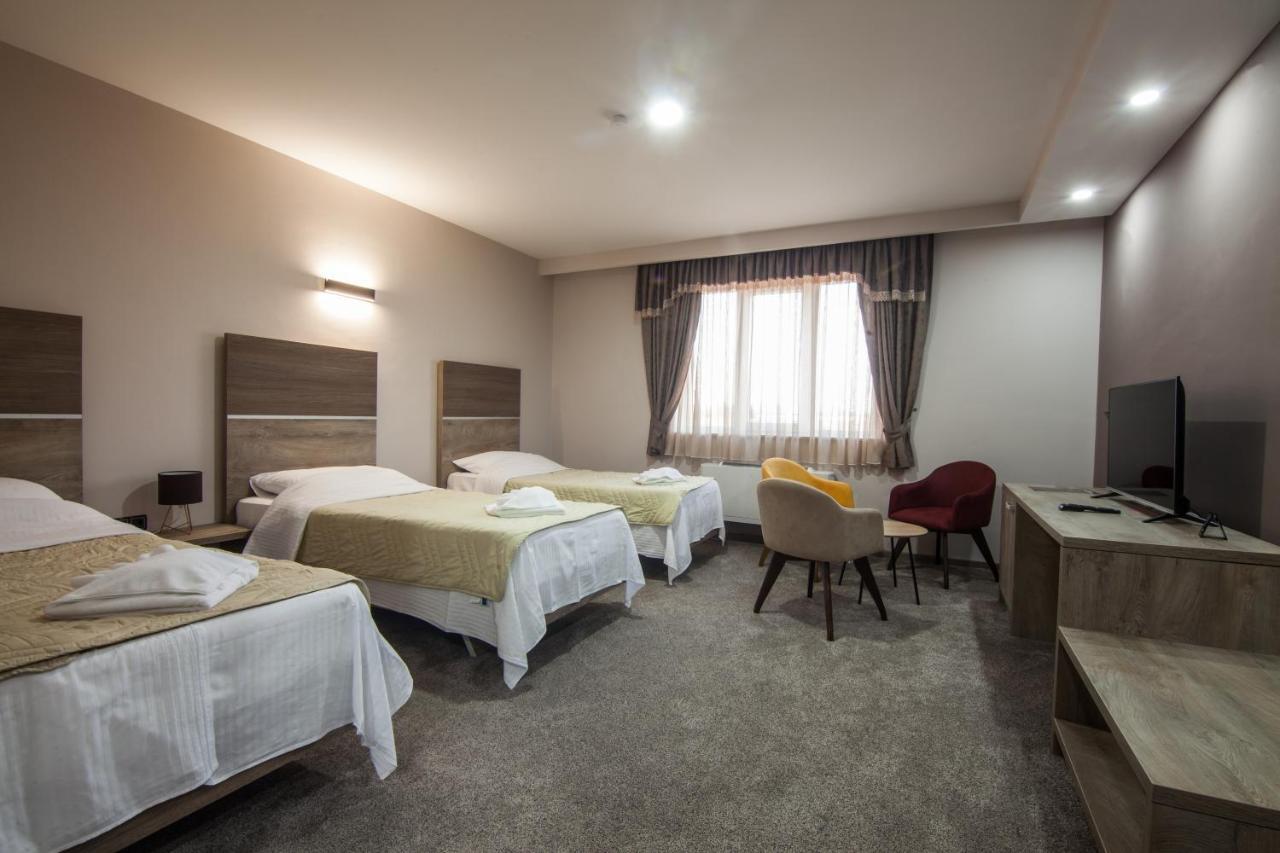 Hotel Intergaj Bijeljina Luaran gambar